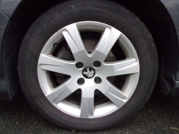 PEUGEOT 308 308 1.6 HDi-017.jpg